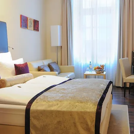 Hotell Merkur 3*