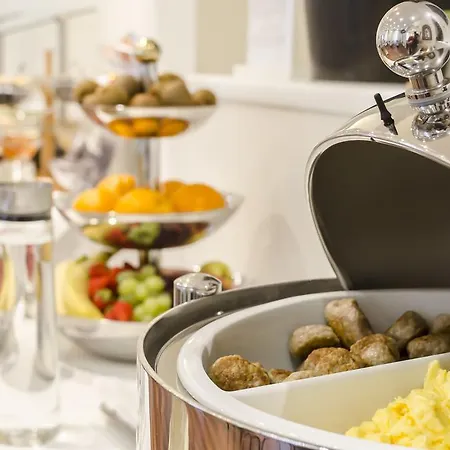 Hotell Merkur 3*